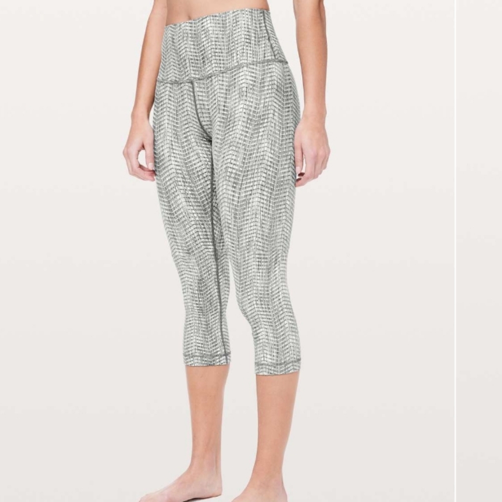 Lululemon Crop